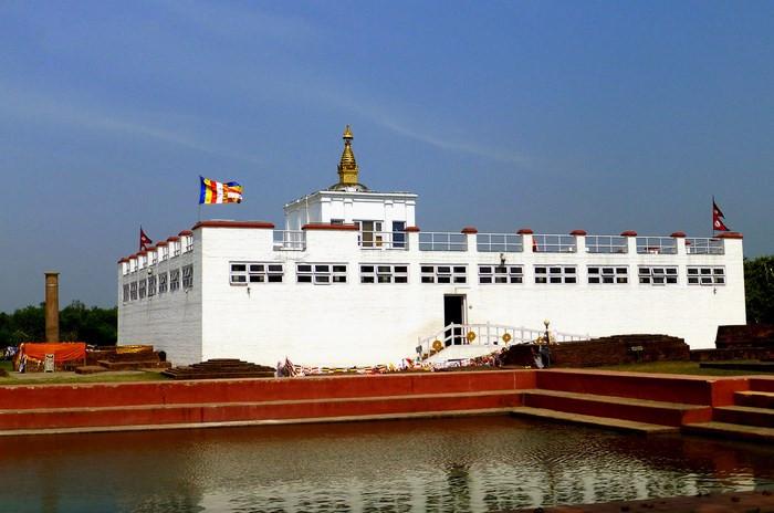 đền thờ hoàng hậu Maya Lumbini