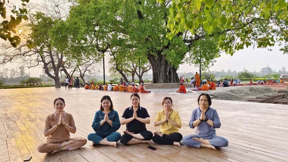 trang phục tham gia hành hương 
