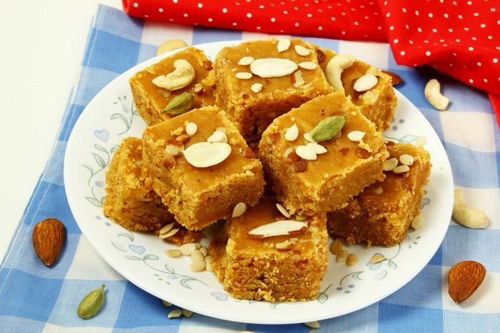 Món ăn nổi tiếng MohanThal của Rajasthan
