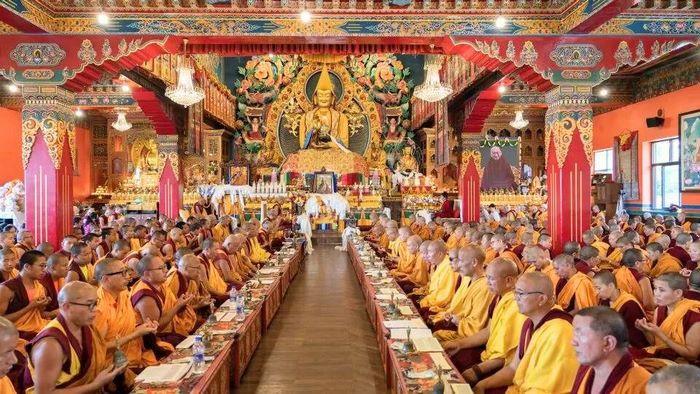 Những khóa học thiền định ở tu viện Kopan