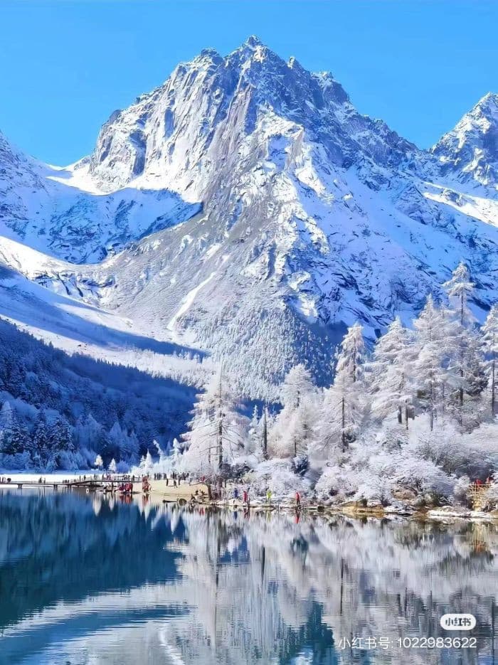 tham quan cửu trại câu, tour Thành Đô – Trùng Khánh – Cửu Trại Câu 6 ngày 5 đêm