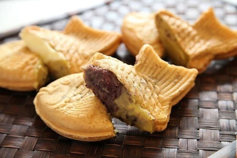 Bánh cá nhân đậu đỏ