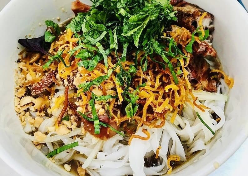 Phở chua