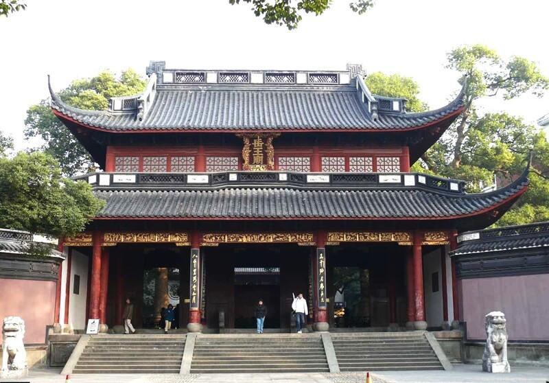 Tham quan Miếu Nhạc Phi