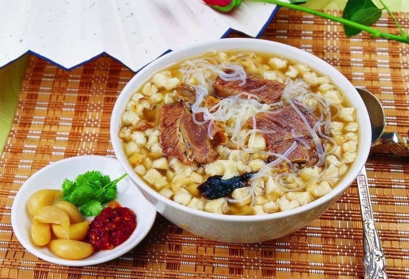 Thịt cừu và vụn bánh mì tân cương