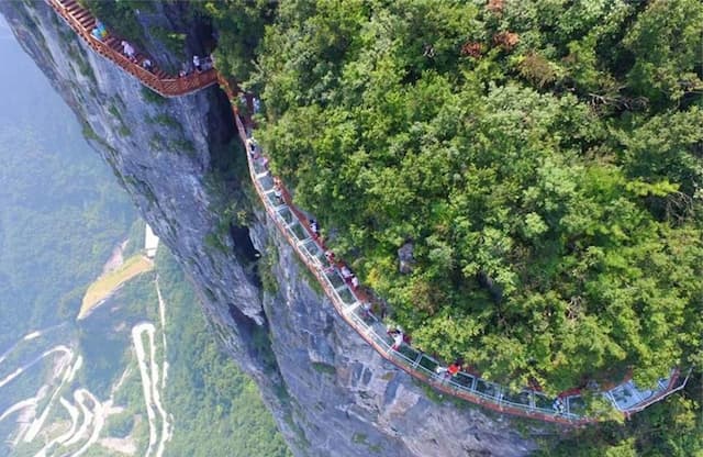 Nên du lịch Trương Gia Giới vào mùa nào?