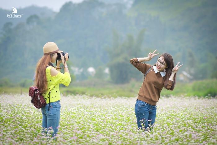 Gợi ý trang phục đi Hà Giang tháng 10 chụp ảnh đẹp nhất