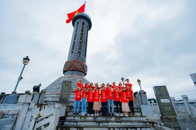 Du lịch Lũng Cú Hà Giang chinh phục cực bắc Tổ Quốc