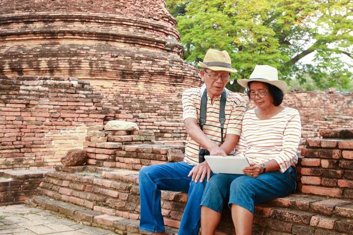 Kinh nghiệm chọn Tour du lịch cho người già