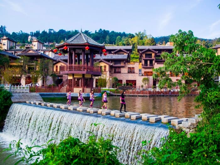 Tour Trung Quốc: Hà Khẩu - Bình Biên - Di Lặc - Kiến Thủy - Mông Tự 3 ngày 2 đêm từ Hà Nội