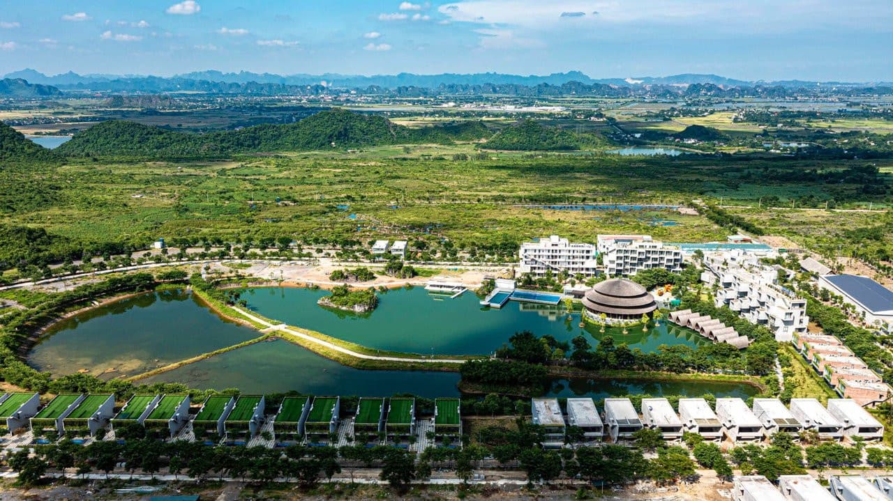 Tour Ninh Bình: Vedana Resort tắm khoáng nóng 2 ngày 1 đêm từ Hà Nội
