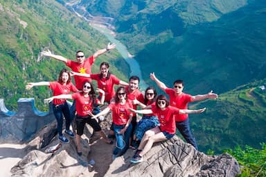 Tà Xùa - Hà Giang: Hai hùng quan hùng vĩ của núi rừng Tây Bắc