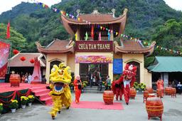 Tour Đền Bắc Lệ - Đền Mẫu Đồng Đăng - Chùa Tam Thanh - Chợ Đông Kinh 1 ngày từ Hà Nội - Du Xuân 2025