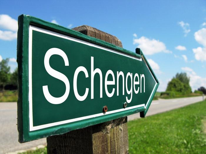 Khối Schengen gồm những nước nào và Visa Schengen quyền lực ra sao