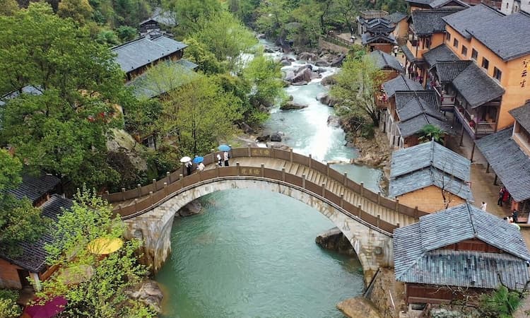 Tour Trung Quốc: Hạ Môn - Vũ Di Sơn - Vọng Tiên Cốc - Thượng Nhiêu 5 ngày 4 đêm từ Hà Nội - Tết Dương Lịch 2026
