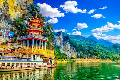 Cẩm nang du xuân đền Chúa Thác Bờ - Điểm đến linh thiêng tại Hòa Bình