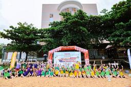 Chị Phạm Phương