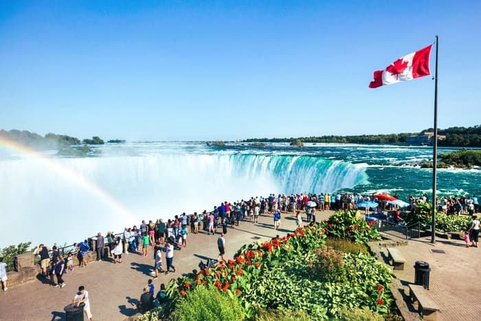 Tour Canada: Vancouver - Victoria - Richmond - Toronto - Niagara Falls 11 ngày 10 đêm từ Hà Nội - Nghỉ lễ 30/4 - 1/5