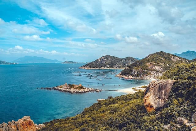 Khám phá 4 đảo ở Cam Ranh - Hành trình về với biển xanh hoang sơ