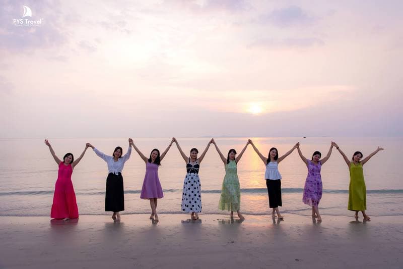 Bãi Robinson Quan Lạn: Ốc đảo bình yên cho tâm hồn rong ruổi