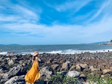 Nên ở Quan Lạn hay Minh Châu? Gợi ý lựa chọn phù hợp cho từng nhu cầu