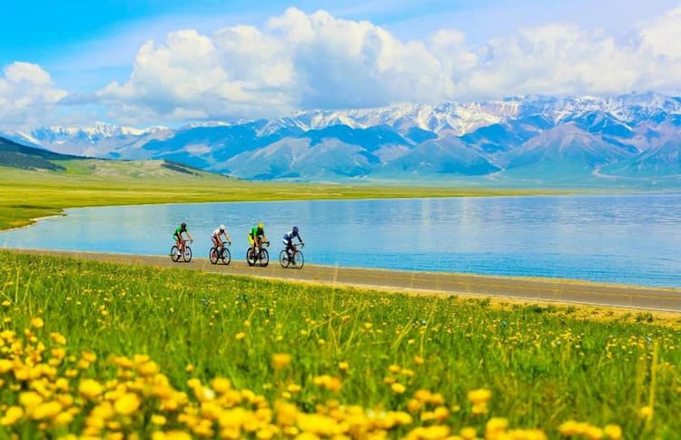 Tour Trung Quốc - Bắc Tân Cương: Urumqi - Burqin - Jiadengyu - Khuê Đồn - Y Ninh - Nalati 9 ngày 9 đêm từ TP.HCM