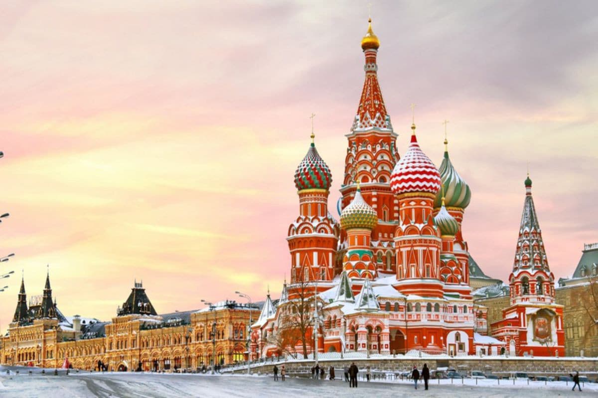 Tour Nga - Dubai: Moscow - Sergiyev Posad - Etnomir - ST.Petersburg 11 ngày 10 đêm từ Hà Nội