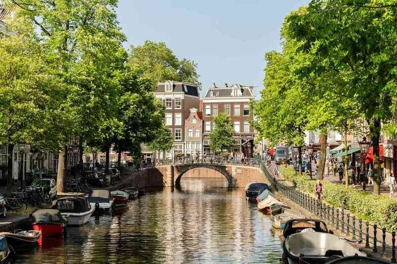Amsterdam Hà Lan: thành phố của kênh đào, nghệ thuật và tự do