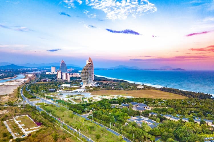 Tour Trung Quốc mùa thu 2025: Đảo Hải Nam - Tam Á - Đảo Phượng Hoàng - Thủy cung Atlantis 5 ngày 4 đêm từ Hà Nội