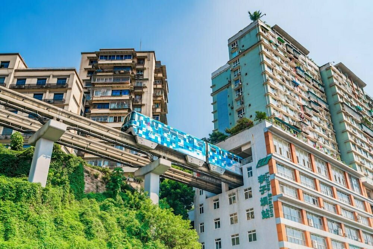 Tour Trung Quốc mùa thu vàng 2025: Quý Dương - Xích Thủy - Trùng Khánh 5 ngày 4 đêm từ Hà Nội