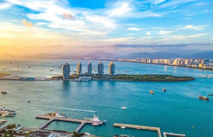 Tour Trung Quốc mùa thu 2025: Đảo Hải Nam - Tam Á - Đảo Phượng Hoàng - Thủy cung Atlantis 4 ngày 3 đêm từ Hà Nội