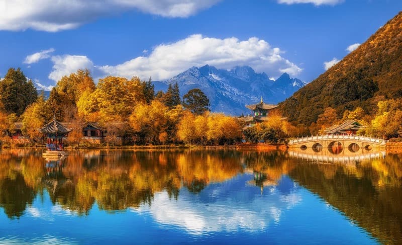 Tour Trung Quốc mùa thu 2025: Côn Minh - Đại Lý - Lệ Giang - Shangrila - Núi tuyết Ngọc Long 6 ngày 5 đêm từ TP.HCM