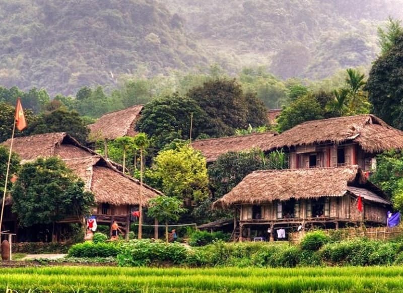 Nhà sàn Bản Lác Mai Châu - Điểm thu hút đặc trưng của bản làng yên bình