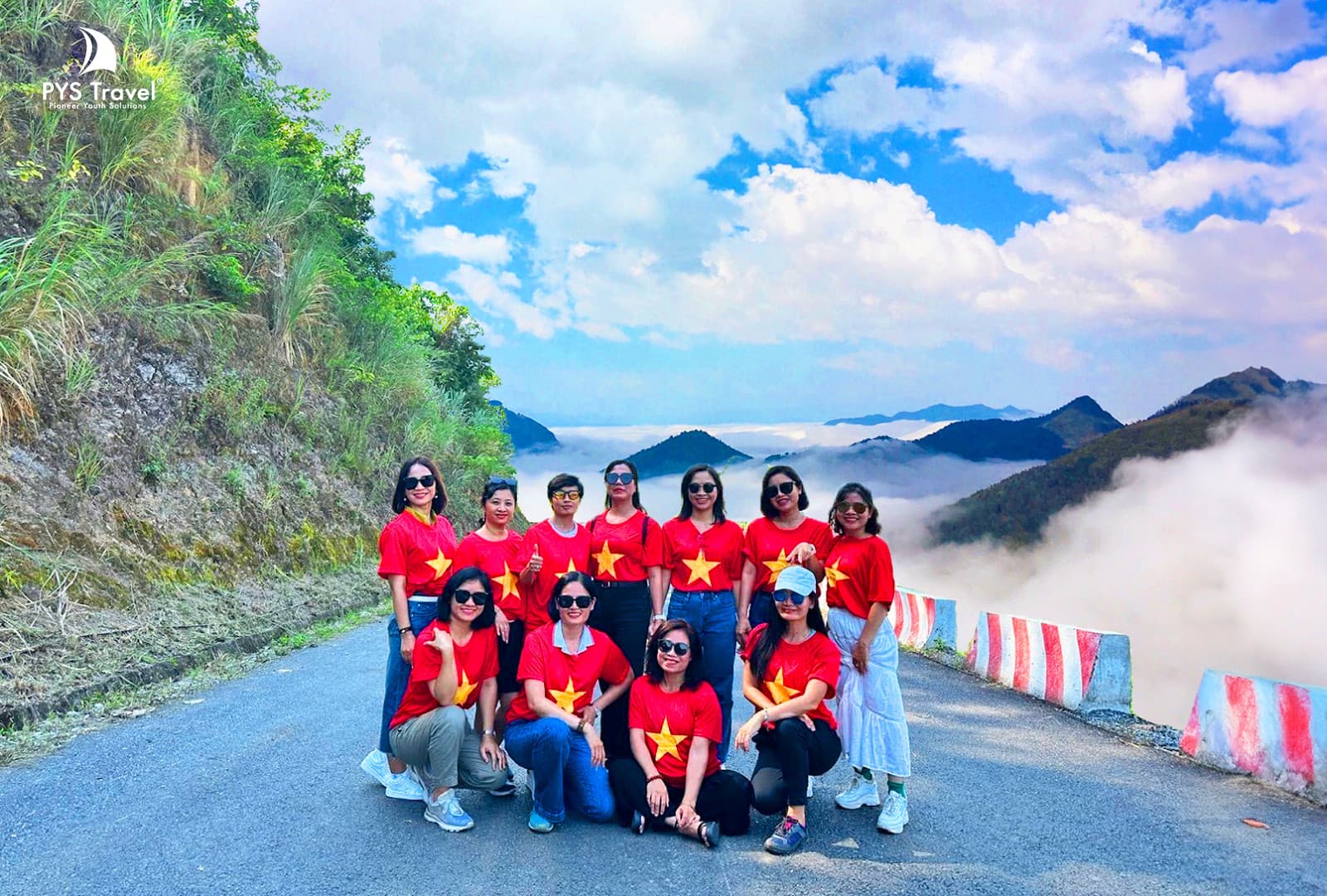 Tour du lịch Y Tý - Bắc Hà 4 ngày 3 đêm từ TP.HCM: Mùa lúa - Mùa mây