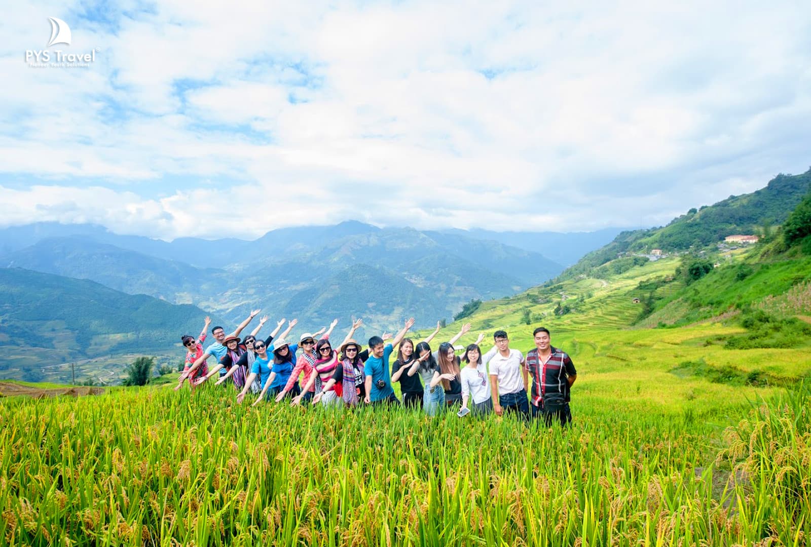 Hà Nội đi Y Tý bao nhiêu km? Hành trình đến với biển mây đẹp nhất Tây Bắc