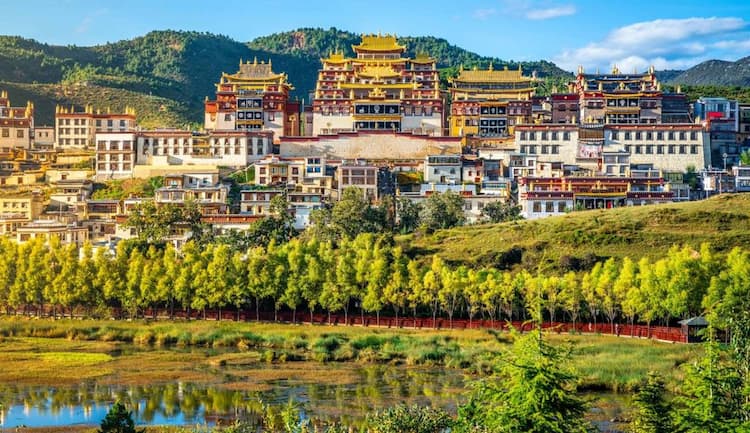 Tour Trung Quốc: Lệ Giang - Shangrila 5 ngày 4 đêm từ Hà Nội - Tết Nguyên Đán 2026