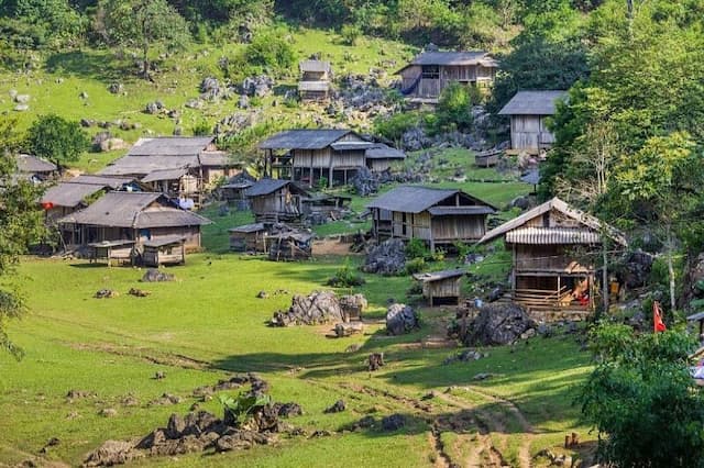 Khám phá các bản ở Mộc Châu: Mộc mạc và đẹp giản dị