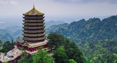 Núi Thanh Thành - Chốn tiên cảnh xanh mát giữa lòng Thành Đô