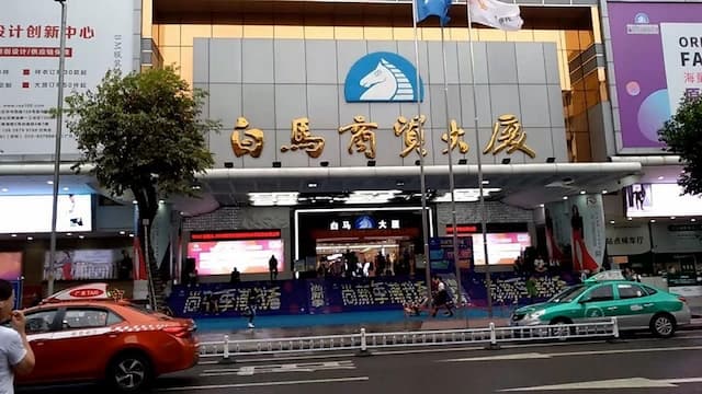 Ghé thăm chợ Bạch Mã - chợ quần áo Quảng Châu Trung Quốc sôi động