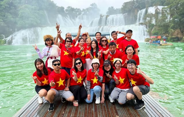 Kinh nghiệm du lịch thác Bản Giốc Cao Bằng chi tiết từ A–Z