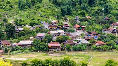 Bản Pác Ngòi - Ngôi làng bình yên giữa non nước Ba Bể