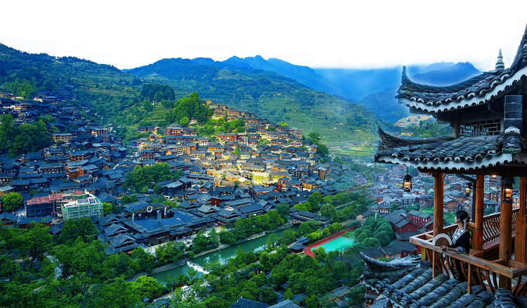 Tour Trung Quốc: Quý Dương - An Thuận - Tây Giang Thiên Hộ Miêu Trại 6 ngày 5 đêm từ Hà Nội