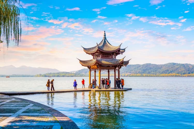 Tour Trung Quốc: Thượng Hải - Vô Tích - Tô Châu - Ô Trấn - Hàng Châu 6 ngày 5 đêm từ Hà Nội