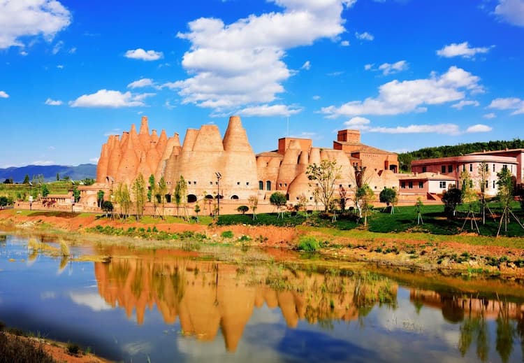 Tour Trung Quốc: Hà Khẩu - Bình Biên - Di Lặc - Kiến Thủy - Mông Tự 4 ngày 3 đêm từ Hà Nội - Quốc Khánh 2/9/2026