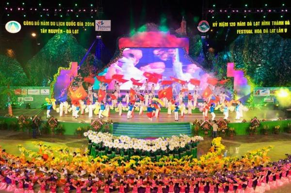 Tết dương lịch đến Đà Lạt tham dự Festival Hoa 2016