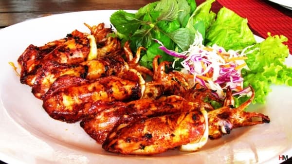 chả mực giã tay