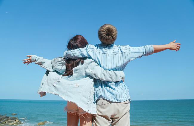 Trầm trồ khi Vũng Tàu đẹp chẳng kém xứ Hàn trong MV 'Nơi ta chờ em' của Will