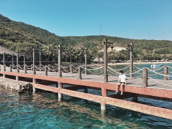 cầu gõ hòn tằm