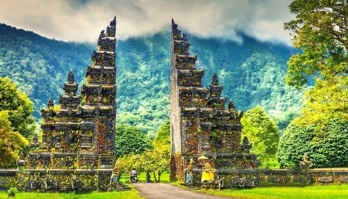 Cổng trời Handara Gate Bali