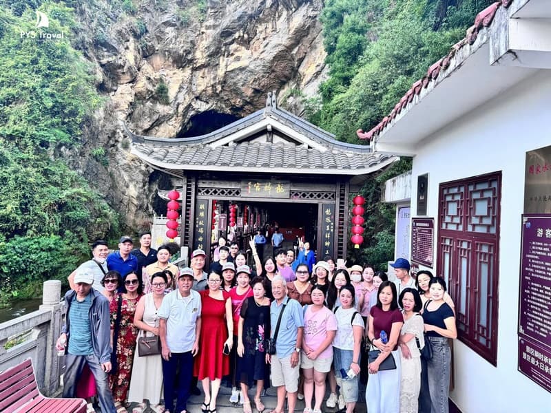 Tour Ân Thi Phượng Hoàng Cổ Trấn